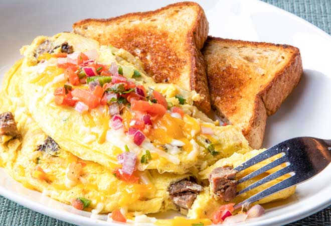 Omelet with Toast